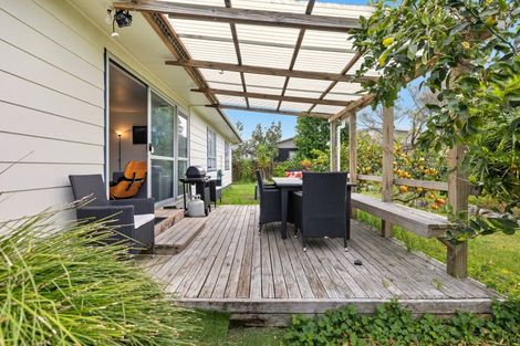 Photo of property in 1/1216 Papamoa Beach Road, Papamoa Beach, Papamoa, 3118