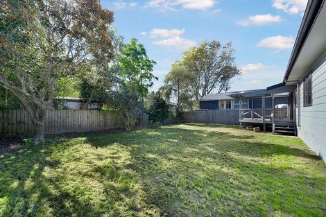 Photo of property in 1/134 Mcleod Road, Te Atatu South, Auckland, 0610