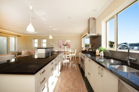 Photo of property in 19 Bunker Way, Strathmore Park, Wellington, 6022