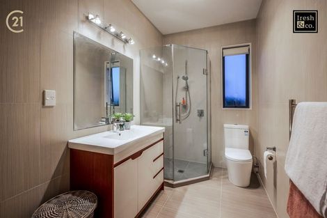 Photo of property in 33 Kirikiri Drive, Papakura, 2110