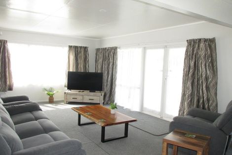 Photo of property in 1 Churchill Avenue, Wairoa, 4108