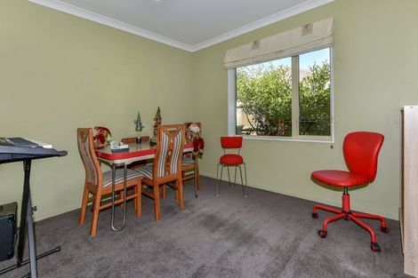 Photo of property in 17 Pollock Place, Rolleston, 7614