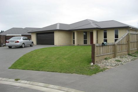Photo of property in 9 Goldie Place, Rolleston, 7614