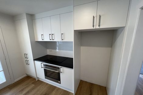 Photo of property in 6 Brighton Terrace, Murrays Bay, Auckland, 0630
