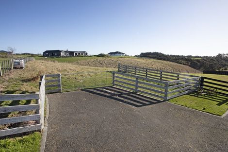 Photo of property in 84b View Road, Halcombe, 4779
