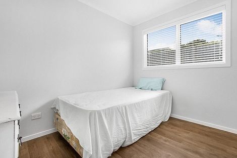 Photo of property in 11 Windrush Close, Mangere, Auckland, 2022