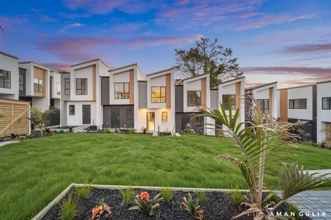 Photo of property in 93 Woodglen Road, Glen Eden, Auckland, 0602