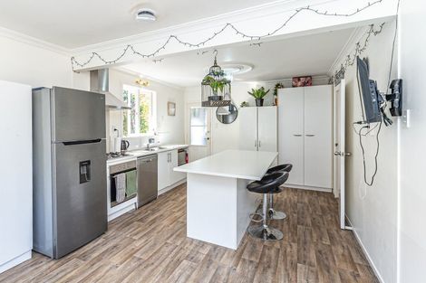 Photo of property in 94 Paterson Street, Aramoho, Whanganui, 4500
