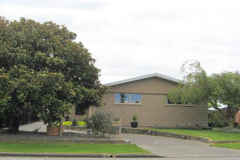 Photo of property in 58 Gladstone Road, Woodend, 7610