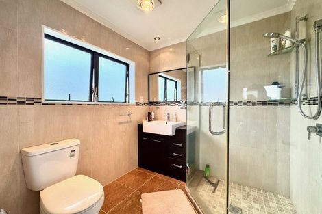 Photo of property in 77 Carruth Road, Papatoetoe, Auckland, 2025