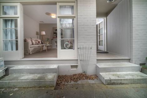 Photo of property in 2/27 Devonport Lane, St Albans, Christchurch, 8014