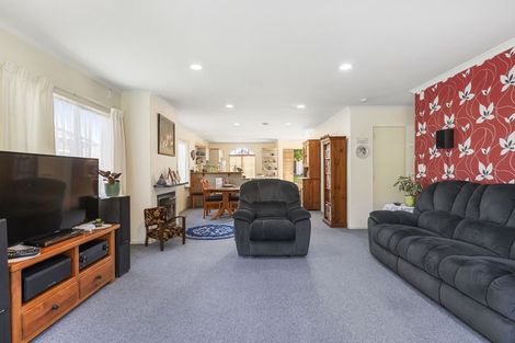 Photo of property in 285unit Vaughan Road, Owhata, Rotorua, 3010