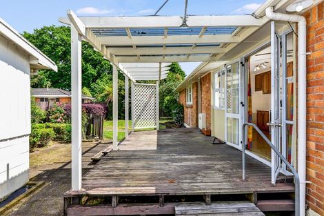 Photo of property in 6 Pickering Crescent, Chedworth, Hamilton, 3210