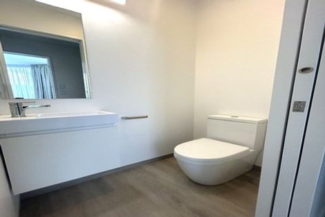 Photo of property in 15 Tiraumea Drive, Pakuranga, Auckland, 2010