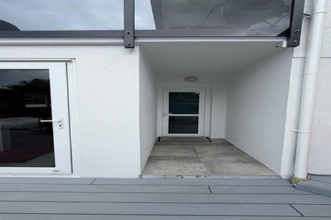 Photo of property in 20 Pohutukawa Avenue, Red Beach, 0932