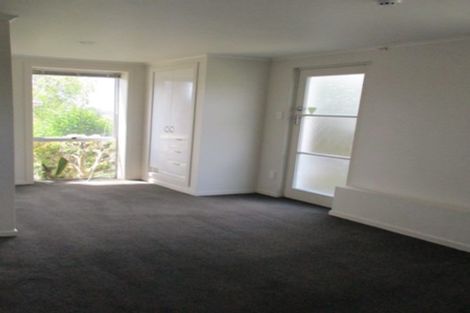 Photo of property in 3 Chrome Place, Henderson, Auckland, 0612