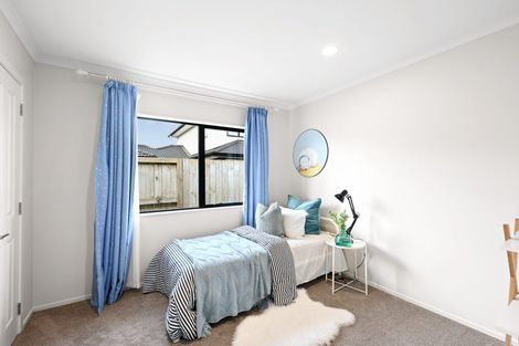 Photo of property in 33 Sirius Crescent, Rototuna North, Hamilton, 3210