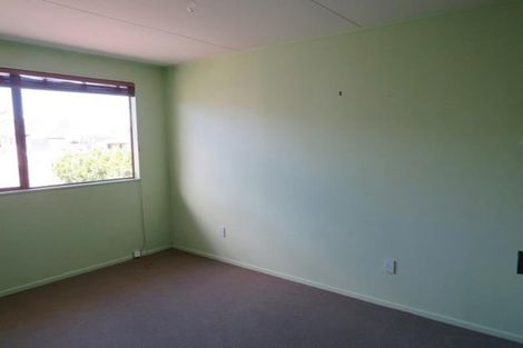 Photo of property in 8b Ropiha Street, Fitzroy, New Plymouth, 4312
