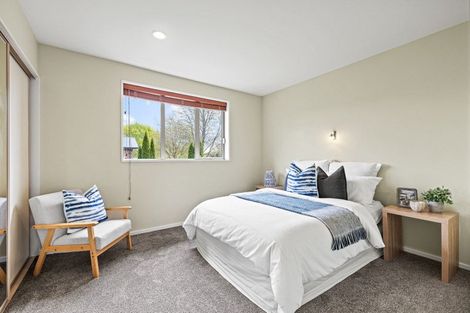 Photo of property in 64 Willowview Drive, Redwood, Christchurch, 8051