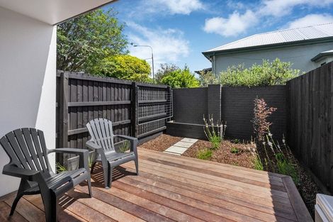 Photo of property in 2/20 Whiteleigh Avenue, Addington, Christchurch, 8024