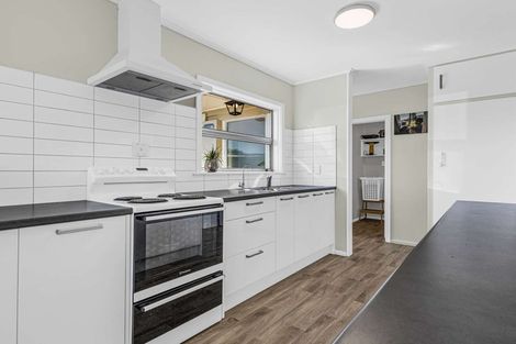 Photo of property in 12 Hitchings Avenue, Onekawa, Napier, 4110