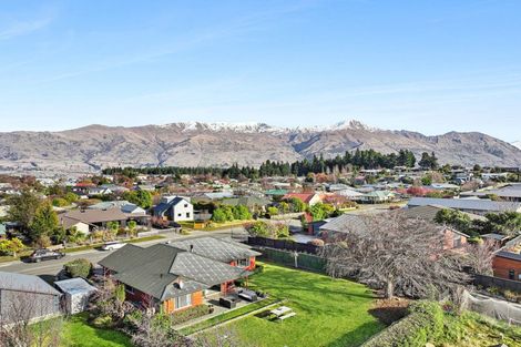 Photo of property in 92 Mount Iron Drive, Wanaka, 9305