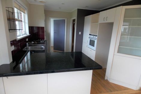 Photo of property in 1 Field Street, Silverstream, Upper Hutt, 5019