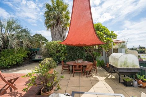 Photo of property in 21 Idesia Grove, Richmond, 7020