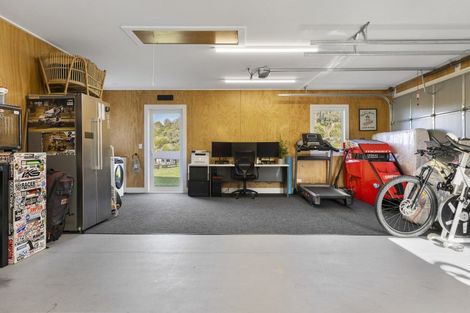 Photo of property in 7 Lochinvar Lane, Acacia Bay, Taupo, 3385