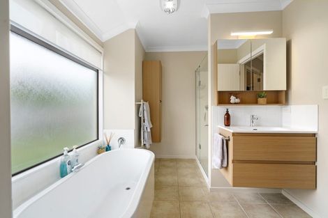 Photo of property in 11 Mirbeck Avenue, Cambridge, 3434