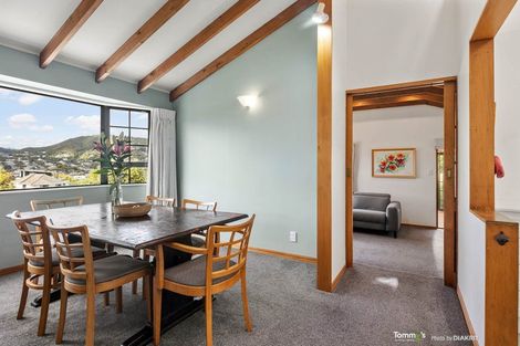 Photo of property in 17 David Crescent, Karori, Wellington, 6012