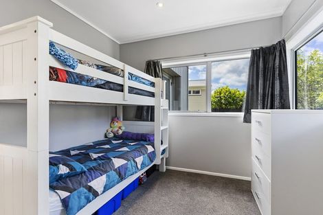 Photo of property in 14 Coates Road, Cockle Bay, Auckland, 2014
