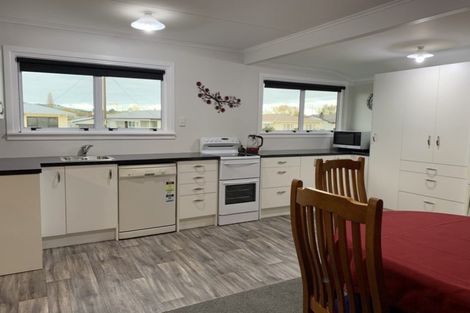 Photo of property in 11 Jull Crescent, Waipukurau, 4200