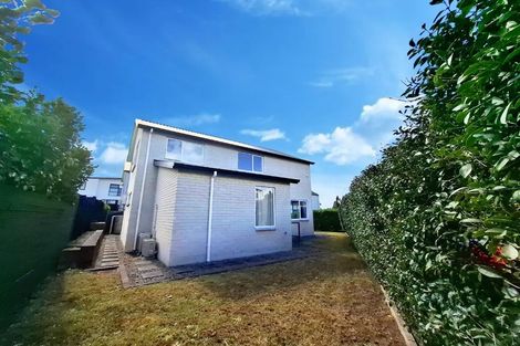 Photo of property in 27c Westgate Drive, Westgate, Auckland, 0614