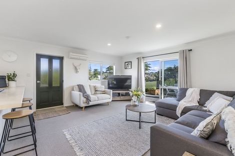 Photo of property in 21b Bonita Avenue, Stanmore Bay, Whangaparaoa, 0932