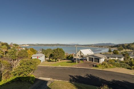 Photo of property in 15 Haddon Crescent, Whitianga, 3510