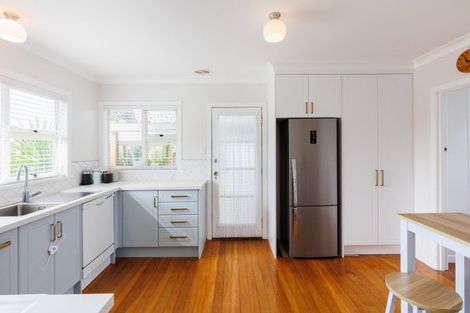 Photo of property in 5 Sheffield Street, Awapuni, Palmerston North, 4412