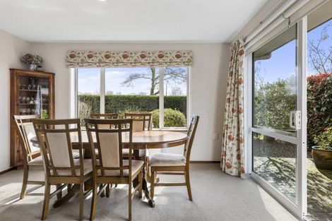 Photo of property in 53 Chateau Crescent, Rangatira Park, Taupo, 3330