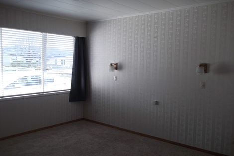 Photo of property in 4 Heaphy Street, Taradale, Napier, 4112