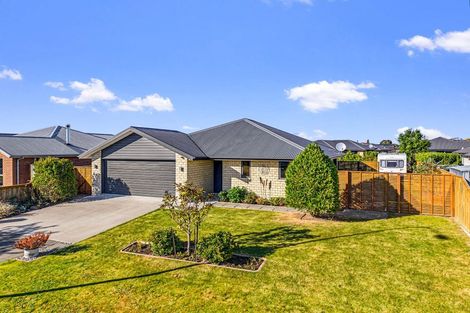 Photo of property in 6 Denton Street, Amberley, 7410