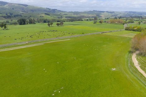 Photo of property in 643b Pohangina Road, Ashhurst, 4884