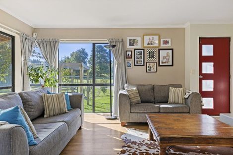 Photo of property in 2/504 Mapara Road, Acacia Bay, Taupo, 3385