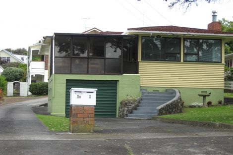 Photo of property in 11b Kiwi Esplanade, Mangere Bridge, Auckland, 2022