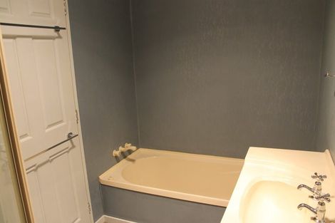 Photo of property in 7b Moore Road, Winton, 9720