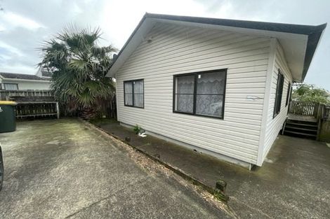 Photo of property in 19 Cottrell Place, Clendon Park, Auckland, 2103