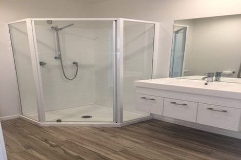 Photo of property in 23 Orchard Terrace, Riverhead, 0820