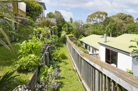 Photo of property in 21 Burns Road, Hospital Hill, Napier, 4110
