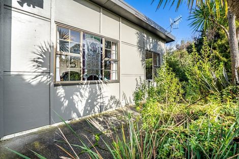 Photo of property in 1 Ann Street, Bluff, 9814