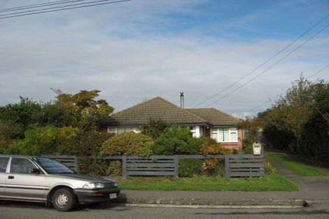 Photo of property in 157 Langdons Road, Northcote, Christchurch, 8052