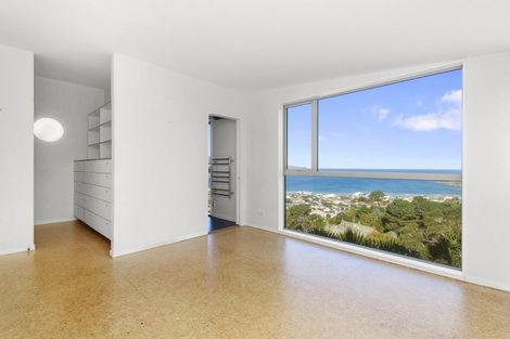 Photo of property in 13 Bella Vista, Melrose, Wellington, 6023